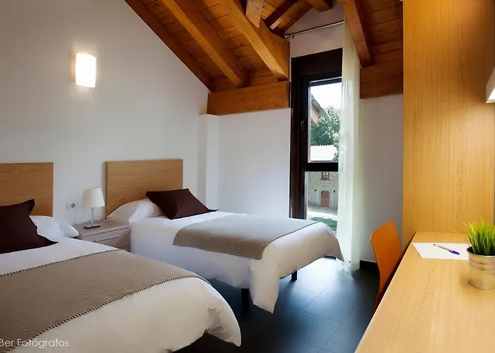 Francisco Giner De Rios Auberge de jeunesse